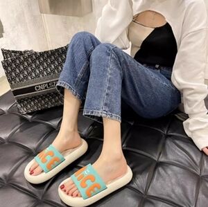women shoes Slippers